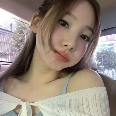 唐依童